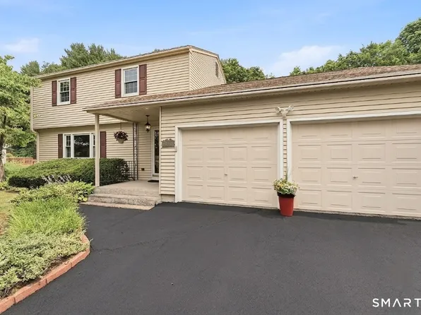 75 Grissom Road, Manchester, CT 06042