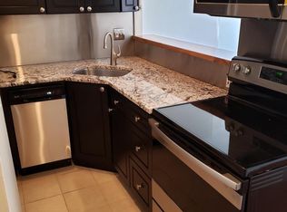 414 S 15th St APT 2F, Philadelphia, PA 19146