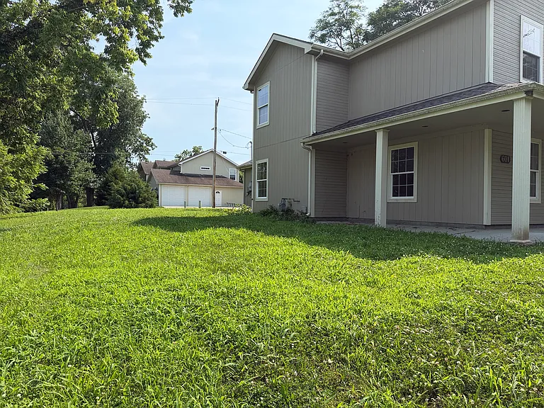 601 Prospect St — Photo 23