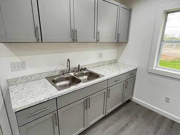3rd image of 477 N Adams Ave #B