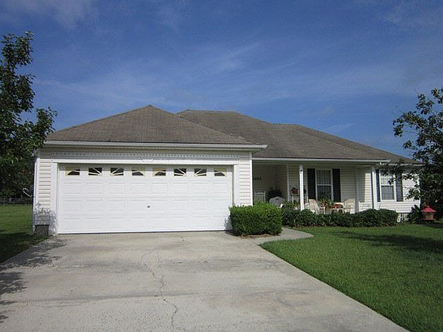 1st image of 3893 Nicole Ln