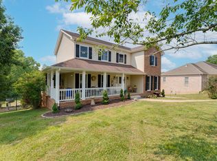 868 S Ridge Trl, Clarksville, TN 37043