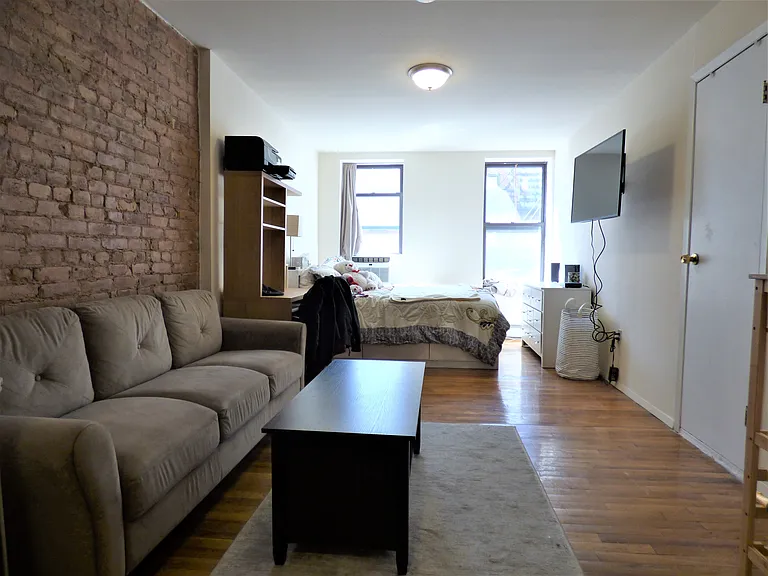 525 E 5th St #5R — Photo 1