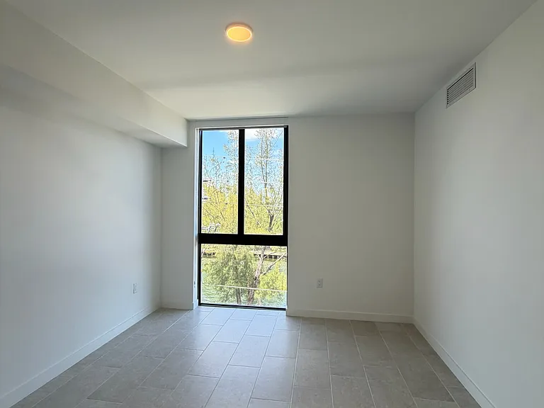 1690 NW 28th Ave #B2 — Photo 10