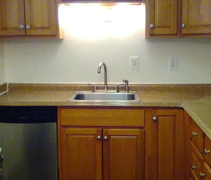 202 Hosmer St — Photo 5