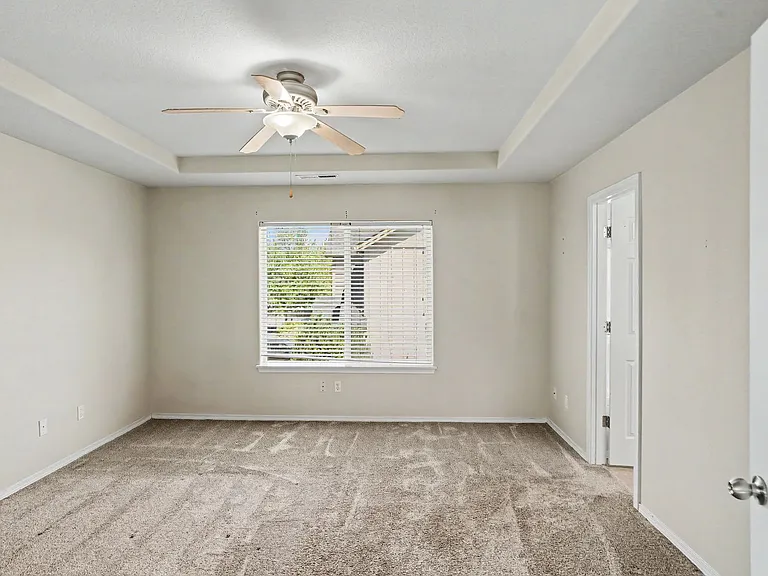 305 Casting St SE — Photo 27