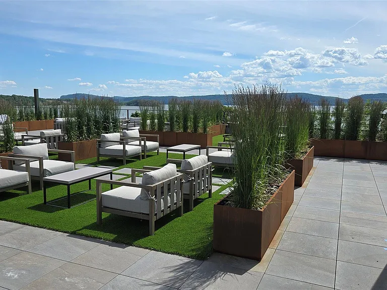 25 S Riverside Ave #107 — Photo 25