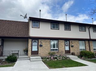 210 Glamis Rd #22, Cambridge, ON N1R6L3