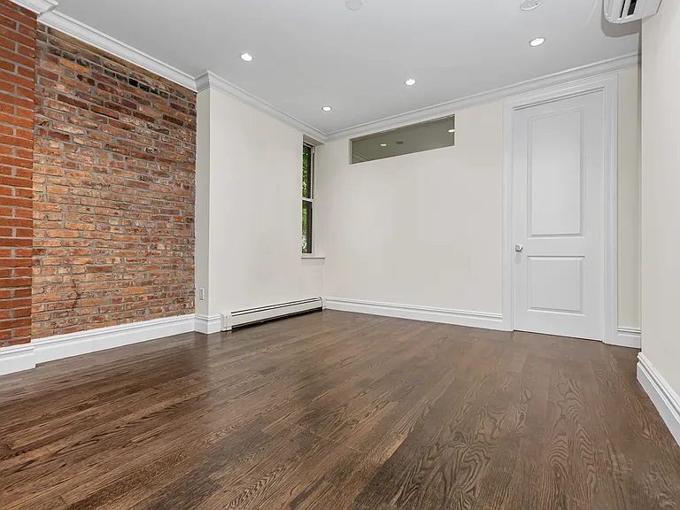 448 W 19th St #3CD — Photo 2