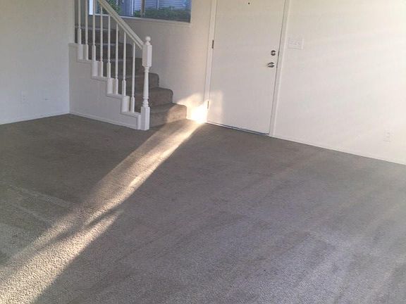 4th image of 4510 Hamilton Ave #1