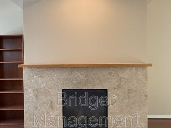 3rd image of 1420 NW 20th Ave APT 502