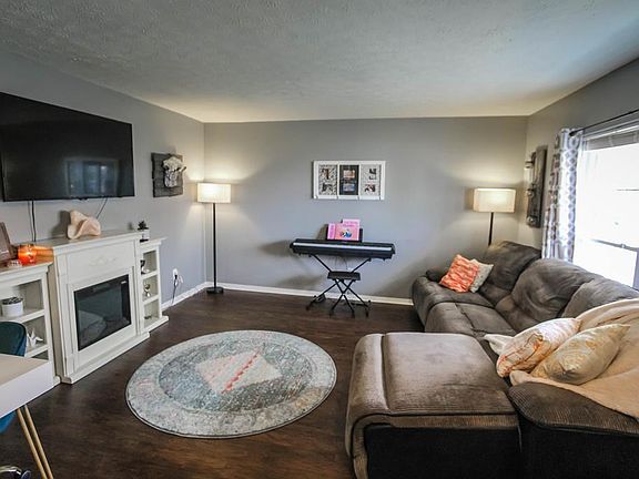 2nd image of 4036 Fogle Dr