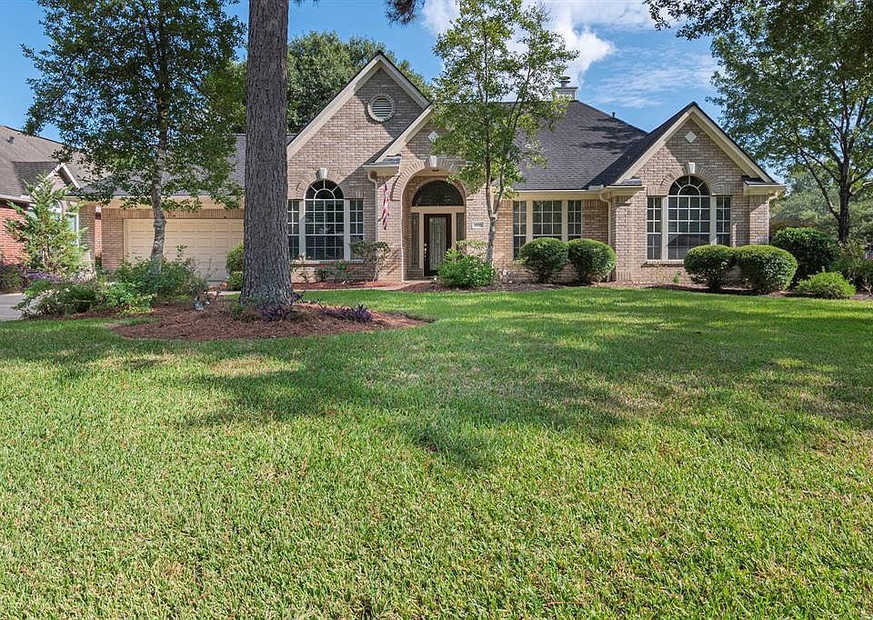 1st image of 20215 Powerscourt Dr