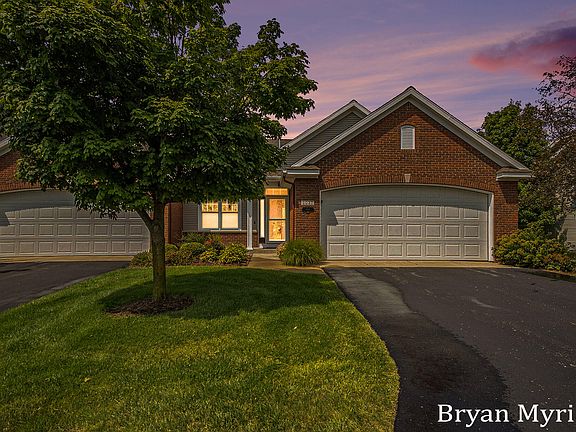 2nd image of 6037 Heritage Meadow Ct