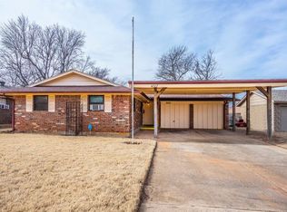 4517 Meadowoak Dr, Midwest City, OK 73110