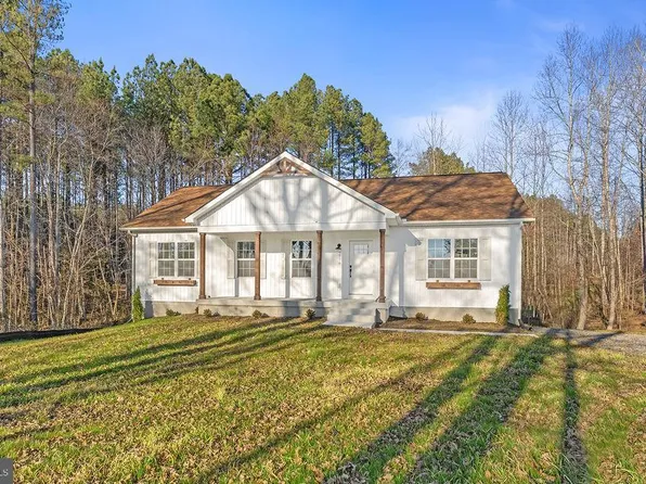 2770 Fredericks Hall Rd, Mineral, VA 23117
