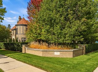3801 N Lake Dr, Shorewood, WI 53211