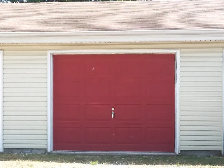 285 South St — Photo 1