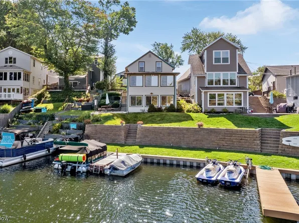 3576 Portage Point Blvd, Coventry Township, OH 44319