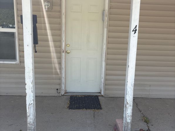 109 S F St #4