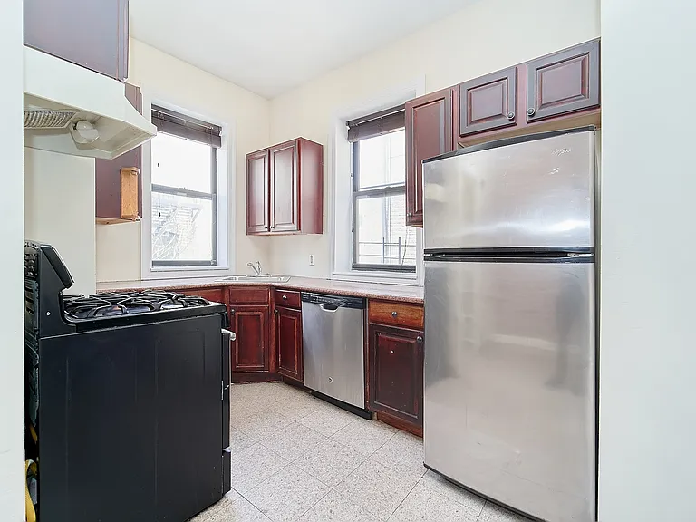 147 W 111th St #7 — Photo 8