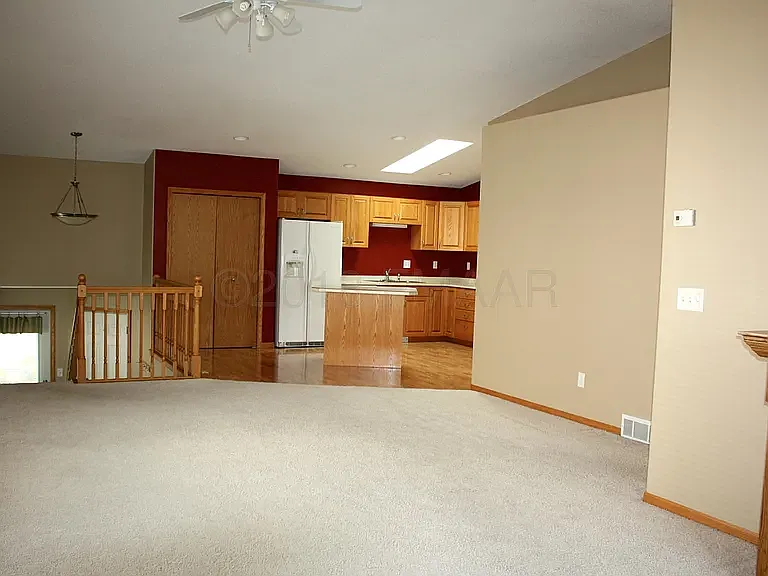 4253 39 1/2 Ave S #4253 — Photo 2