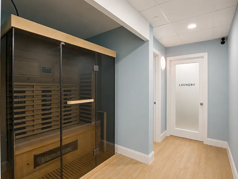 114 N Franklin St — Photo 12