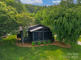 903 Middlefork Rd, Brevard, NC 28712