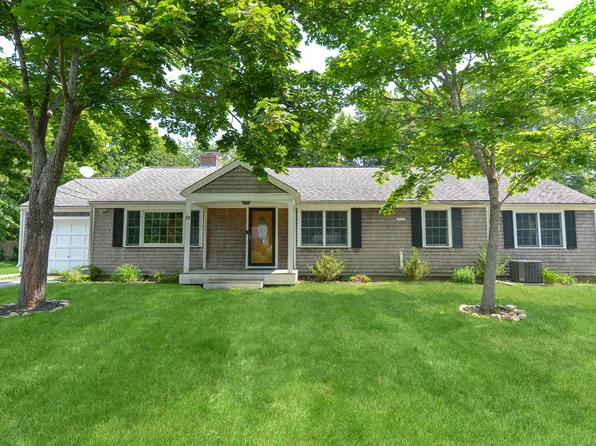 10 Elton Road, West Yarmouth, MA 02673