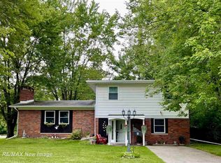 2 Iota Pl, Saginaw, MI 48638