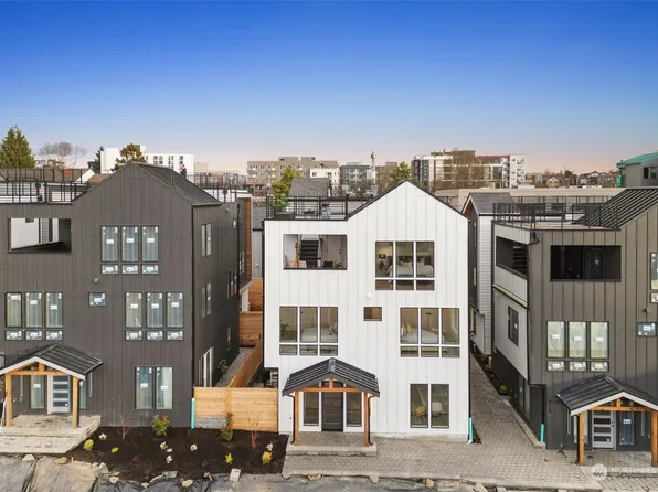 4718 45th Avenue SW, Seattle, WA 98116