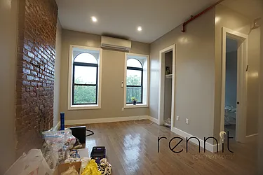 Rented by Rennit Inc.