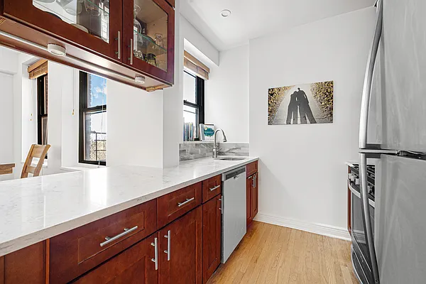 Sold by Compass | media 4