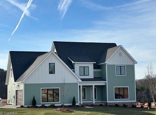 385 Brookberry Farm Cir, Winston Salem, NC 27106