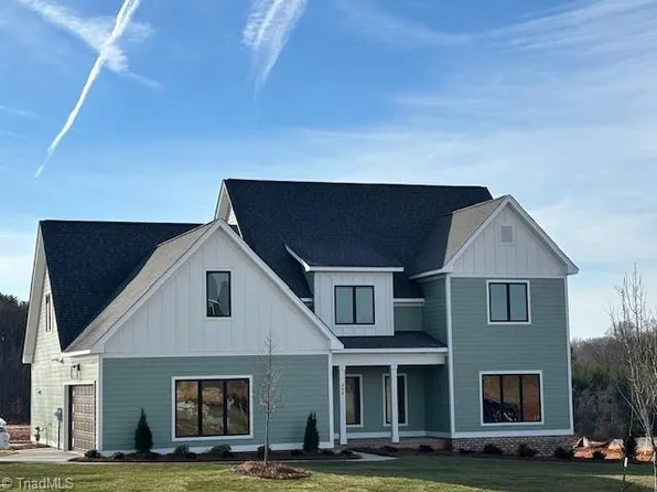 385 Brookberry Farm Cir, Winston Salem, NC 27106