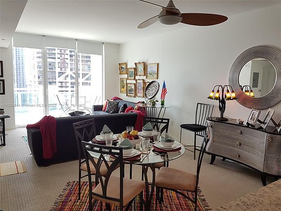4th image of 950 Brickell Bay Dr APT 3201