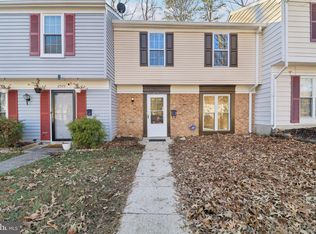 2575 Robinson Pl, Waldorf, MD 20602