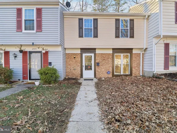 2575 Robinson Pl, Waldorf, MD 20602