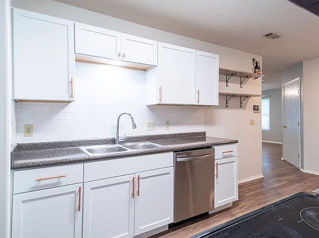 5707 Samantha St #B — Photo 8