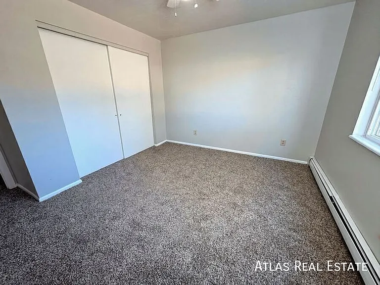 4357 N Chestnut St #203 — Photo 4