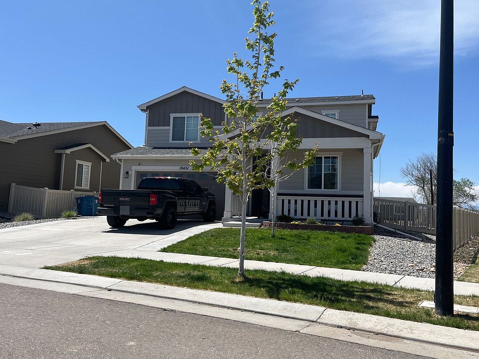 2nd image of 10451 Yosemite St
