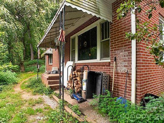 2nd image of 70 Pitman Rd