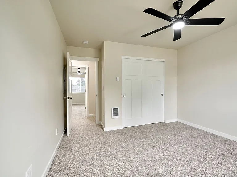 1808 SW 17th Ave #102 — Photo 18