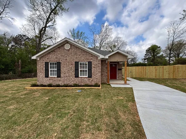 8 Bliss Cir, Little Rock, AR 72209