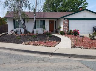 2115 Deerwood Ct, Martinez, CA 94553
