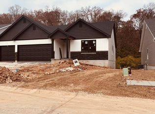 721 Konert Xing, Fenton, MO 63026