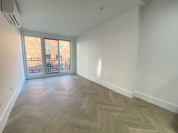 2nd image of 177 Herkimer St #E