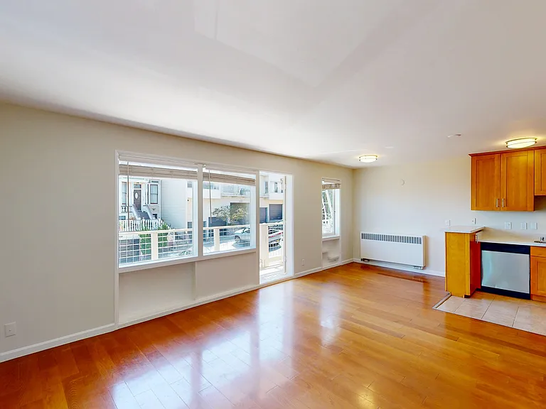 240 Cumberland St #104 — Photo 2