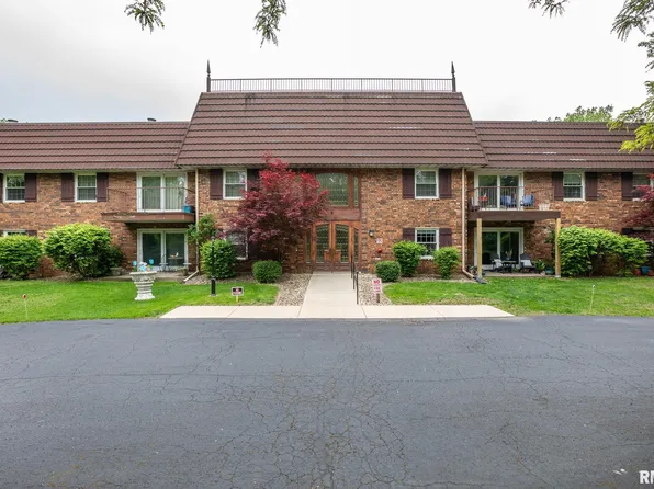 3900 N Stable Ct APT 210, Peoria, IL 61614