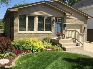 736 Ludlow Ave, Rochester, MI 48307